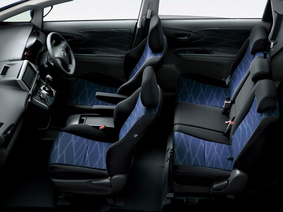  Toyota Wish 1.8S 2012 года  (фото 4 из 4)